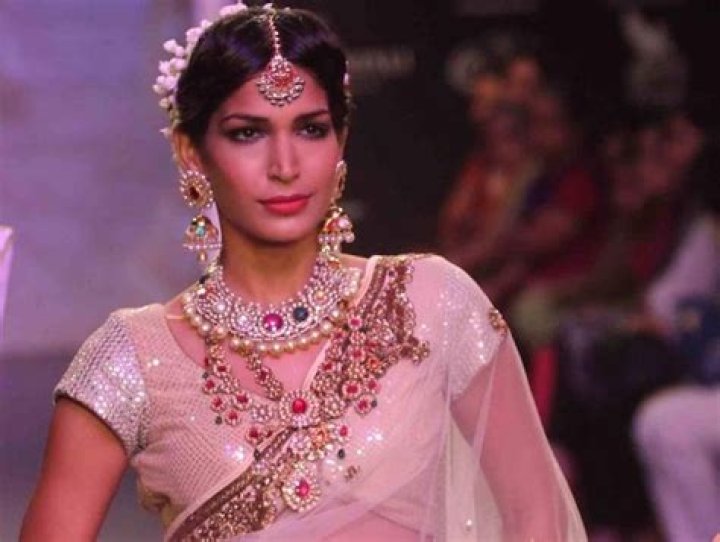 Mashoom Singha Wiki Bio, Wedding, Age, Shaun Tait Wife Biography