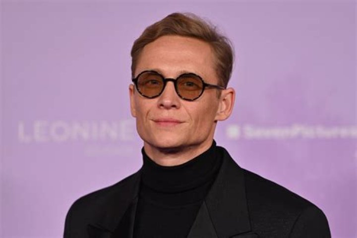 Matthias Schweighöfer: Wiki, Bio, Age, Net Worth, Height, Career, Family