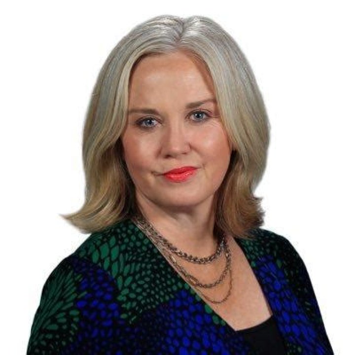 Maureen Kelly Bio, Age, Height, Husband, Salary, Net Worth, KRON 4