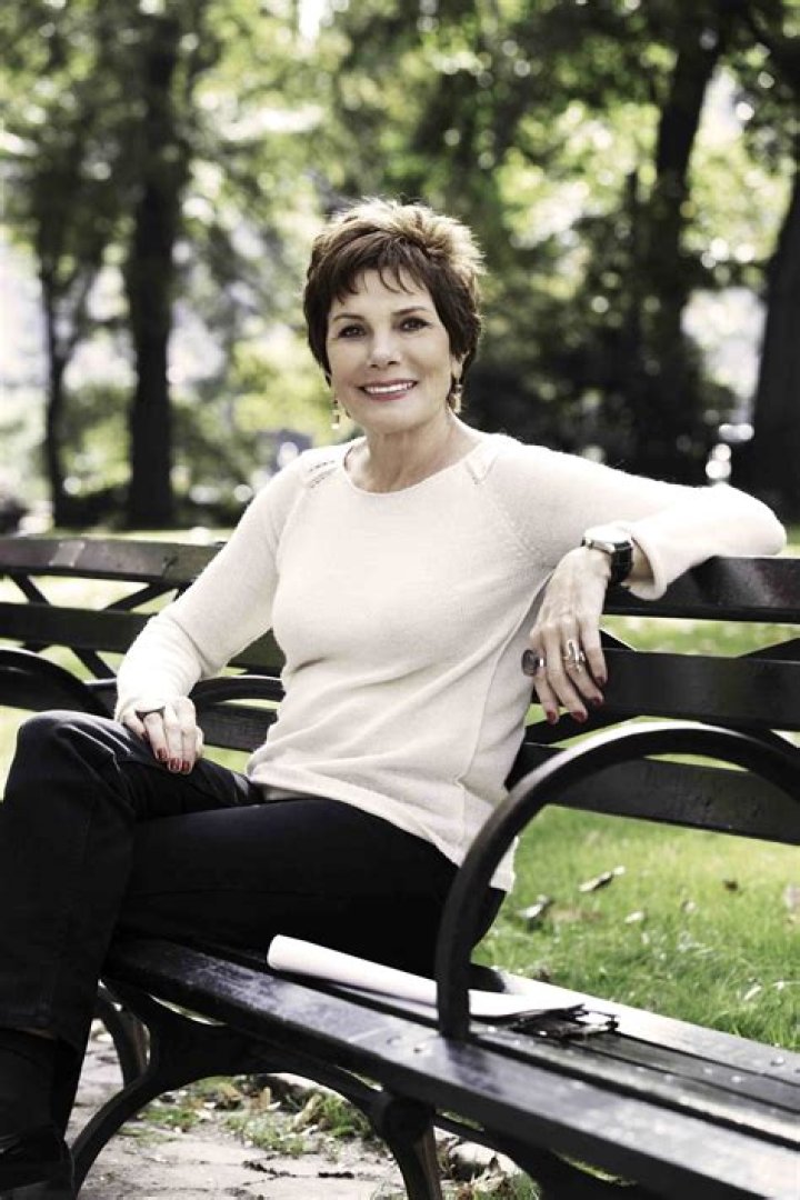 Maureen Orth Biography