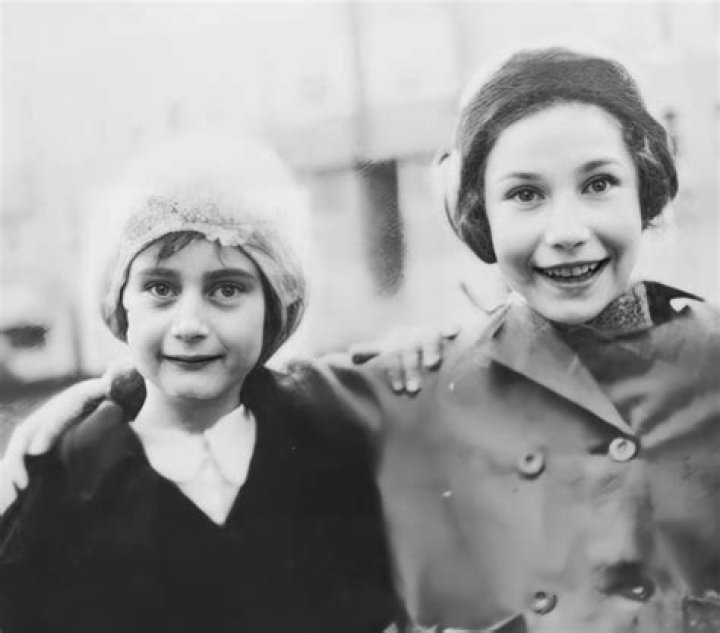 	MEET ANNE FRANK	