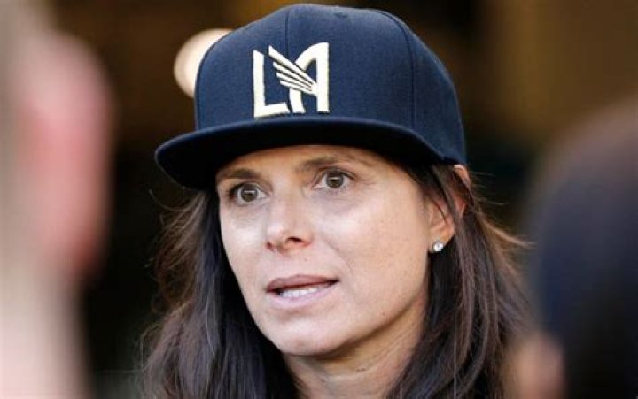 Mia Hamm Net Worth 2024
