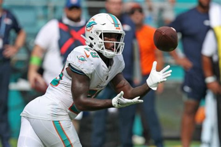 
Miami Dolphins |	How do you pronounce Dolphins RB De’Von Achane’s name? (Hint: it changed since Sunday)	