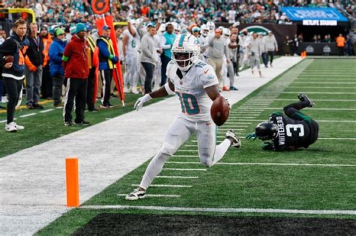 
Miami Dolphins |	Miami Dolphins vs. Washington Commanders: Who has the edge?	