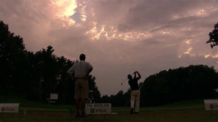Mickelson relishing Oak Hill battle with Woods