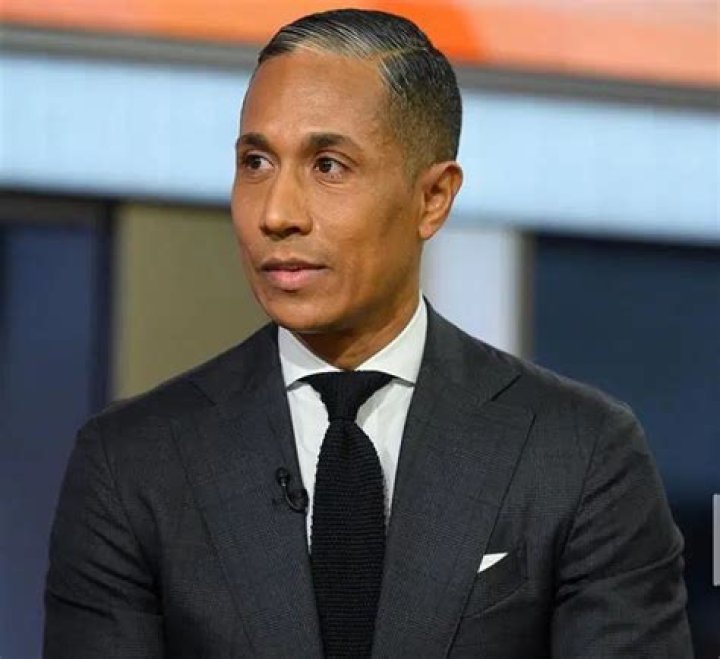 Miguel Almaguer Bio, Age, Height, Wife, Salary, Net worth, NBC