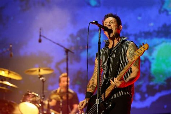 Mike Dirnt Net Worth 2023 [Green Day]