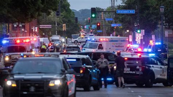 Minneapolis officer killed in ambush while responding to shooting scene