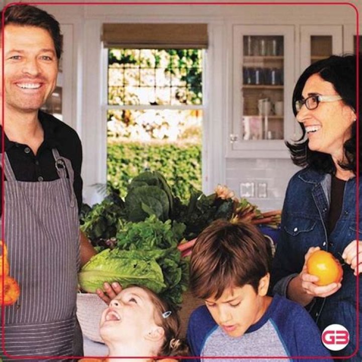 Misha Collins' Partner: A Deep Dive Into His Personal Life