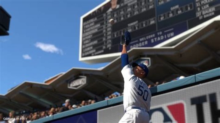MLB The Show 21: How to Rob Home Runs
