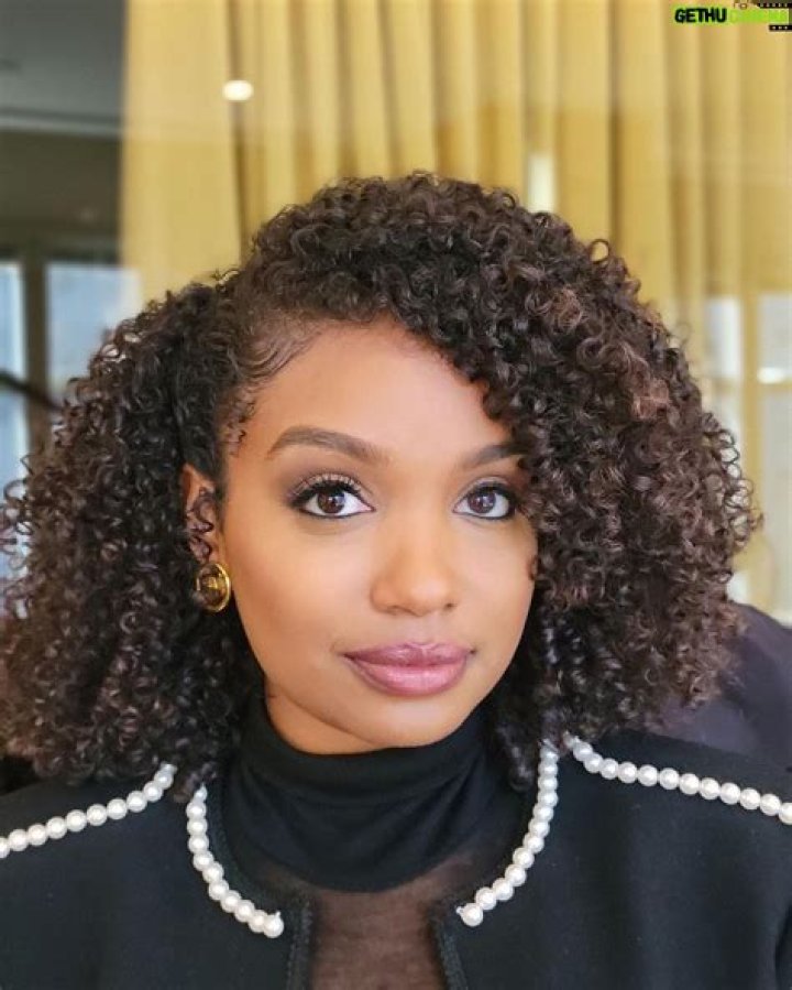 Moriah Brown Bio, Age, Height, Partner, Net Worth, Movies and TV Shows