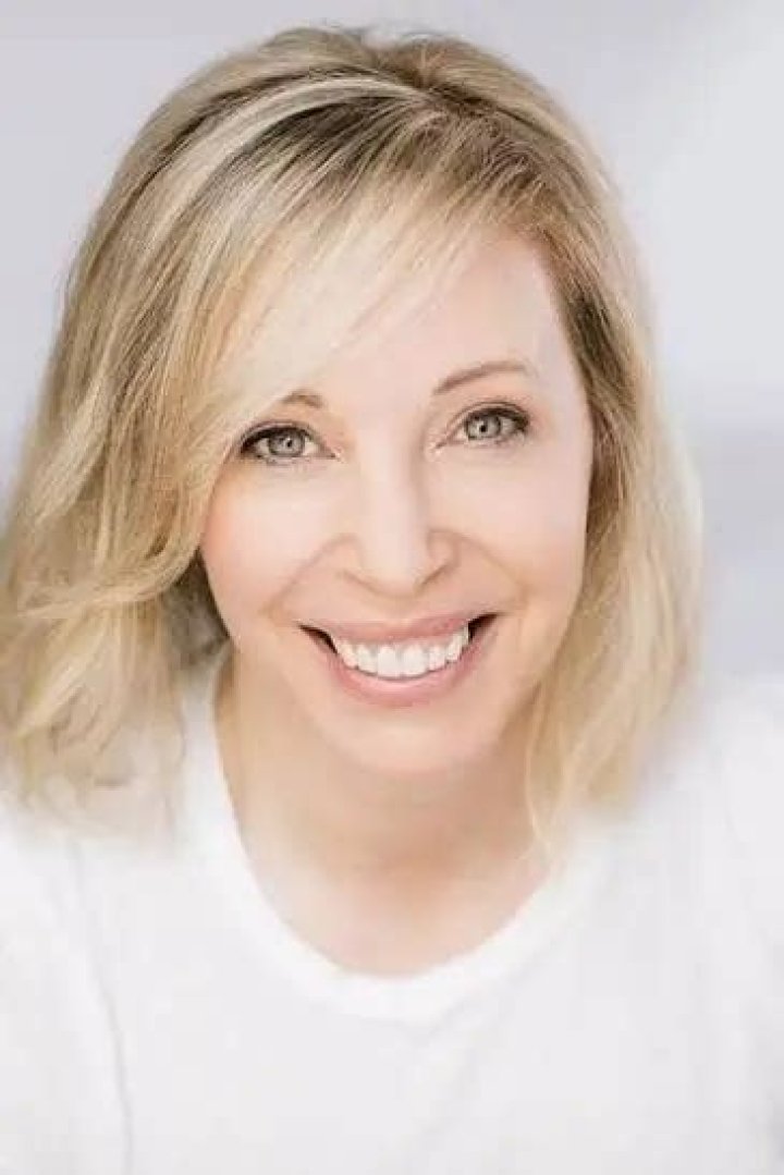 Nancy Robertson Biography
