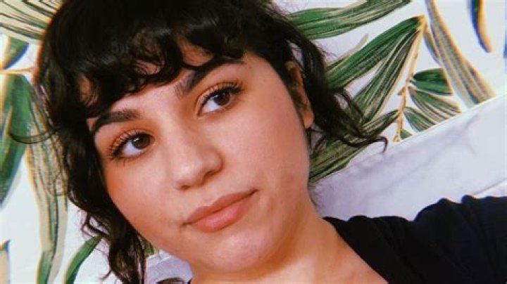 Natalie Cabo from Twenty Somethings Austin: Birthday & Instagram Explored!