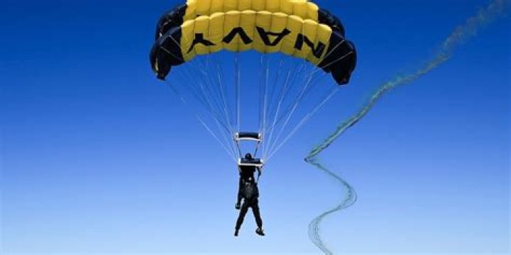 Navy SEAL killed in free-fall parachute accident in Arizona
