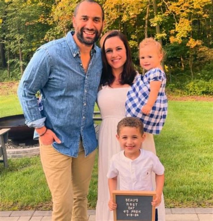 Nikki Battiste Bio, Age, Height, Husband, Salary, Net Worth CBS