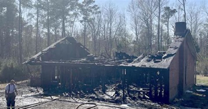 Nine dogs die in Rustin fire | Free News