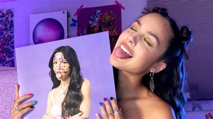 Olivia Rodrigo pays millions in royalties to Taylor Swift & Paramore amid ‘copying’ drama