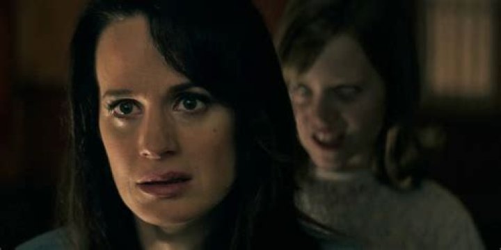 Only Mike Flanagan Could Make a Quality Prequel to a Bad Horror Movie