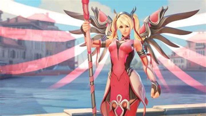 Overwatch fans urge Jeff Kaplan to bring back Pink Mercy skin