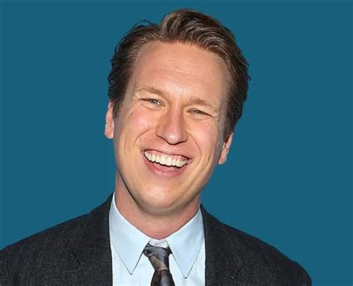 Pete Holmes Net Worth | Age, Height, Weight, Dating And More