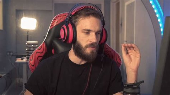 PewDiePie shares reason behind not wanting to take photos in public