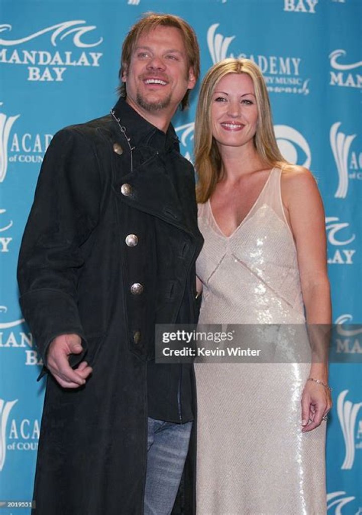 Phil Vassar And Wife: A Harmonious Journey Through Love And Music