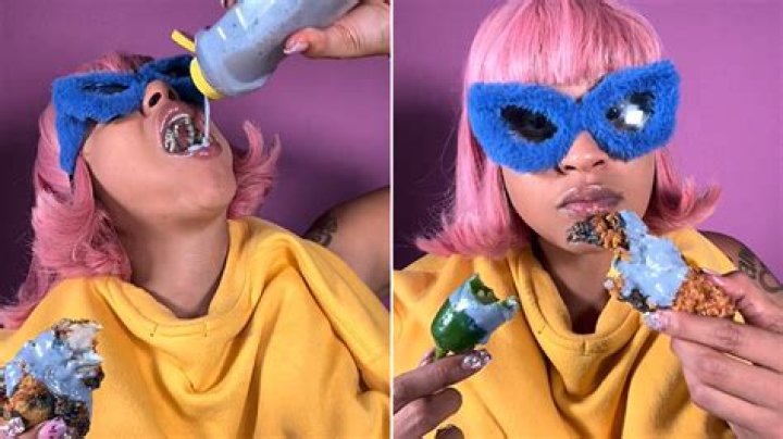 Pink Sauce creator debuts new blue sauce and the internet is confused