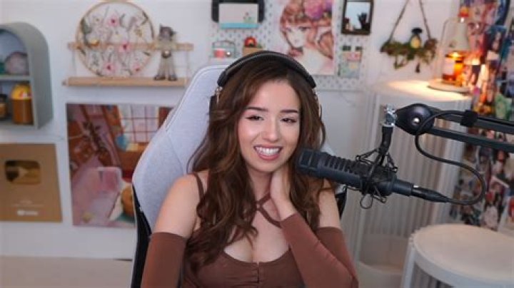 Pokimane hits back at haters claiming she uses a 