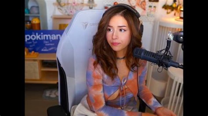 Pokimane Opens Up On Keeping Her Dating Life Private
