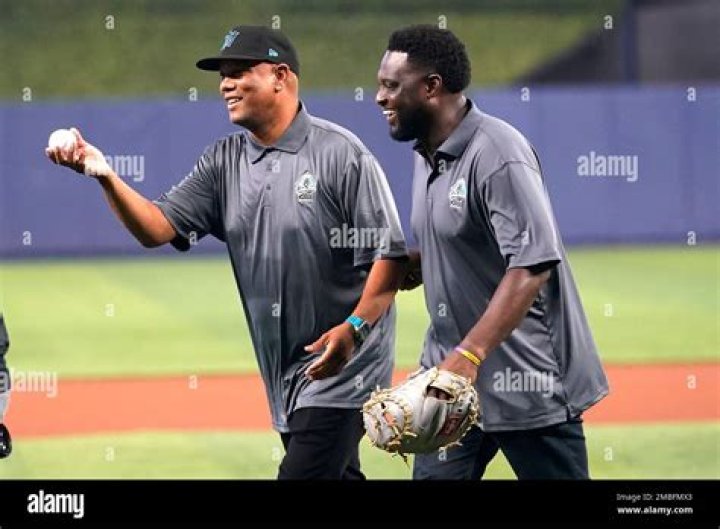 	Probe links former Florida Marlins pitcher Livan Hernandez with drug trafficker	