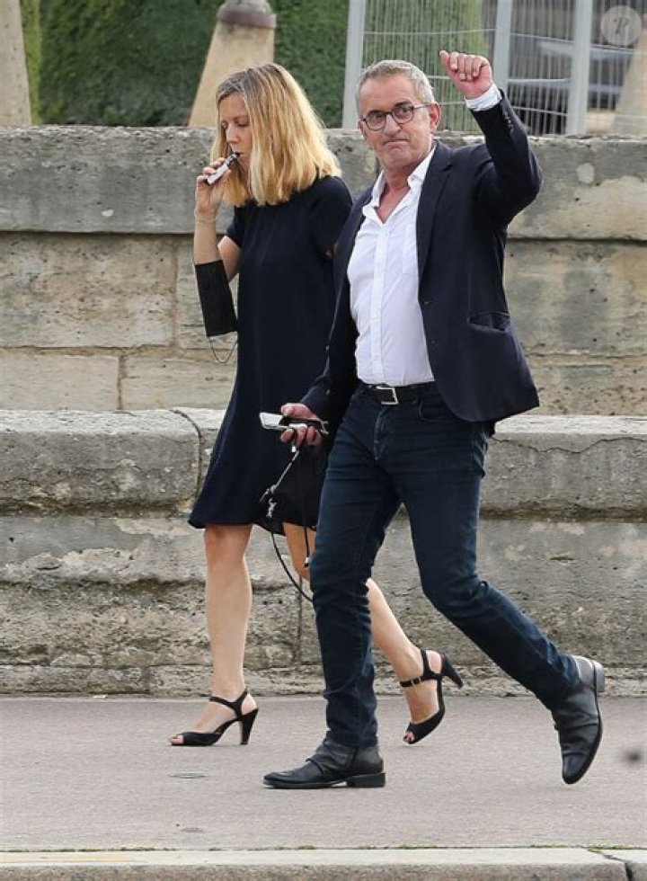 Qui Est La Compagne De Christophe Dechavanne