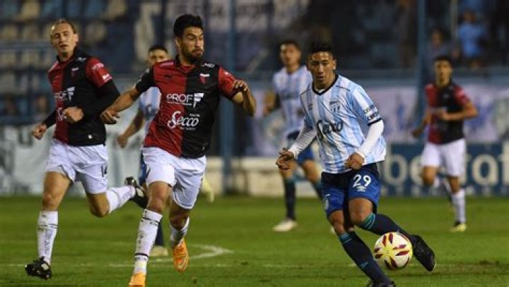 Racing Club go top of Argentina Superliga table, SUAREZ, ALIENDRO great goals