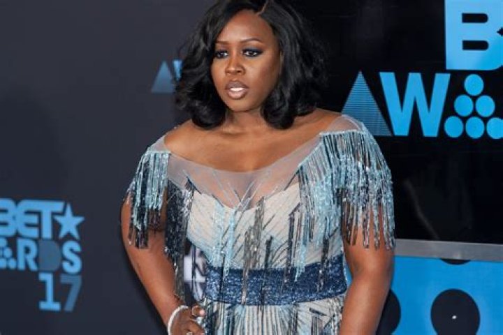 REMY MA AND PAPOOSE SHARE DEVASTATING NEWS ABOUT EXPECTANCY