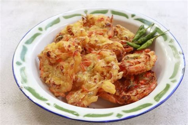 Resep Bakwan Sayur Kol dan Wortel, Renyah dan Tidak Berminyak