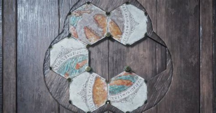 Resident Evil 4 remake hexagon stone pedestal puzzle solution guide