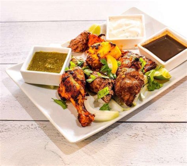 	Review: Gandhi’s Indian restaurant, a work in progress	