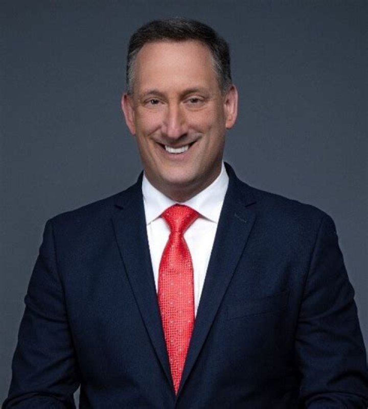 Rich Hoffman Bio, Age, Height, Wife, Salary, Net Worth, News 12