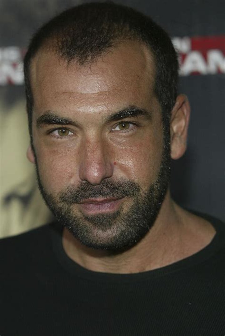 Rick Hoffman Biography