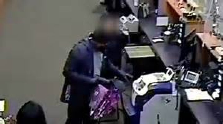 	Robber strikes second bank in as many days in Coral Springs	