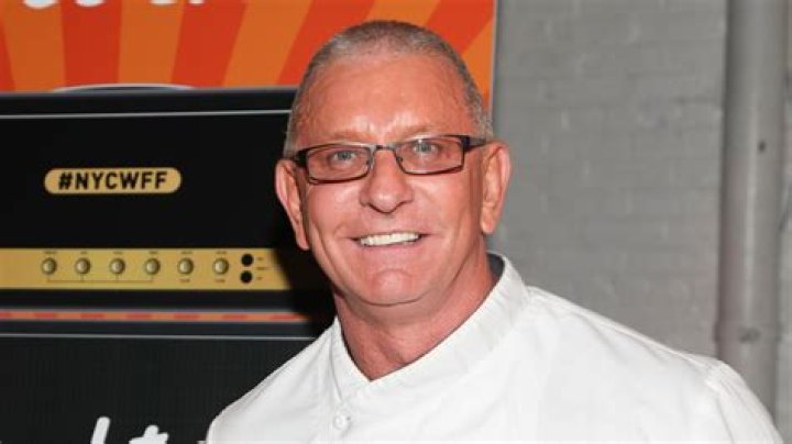 Robert Irvine Net Worth 2024