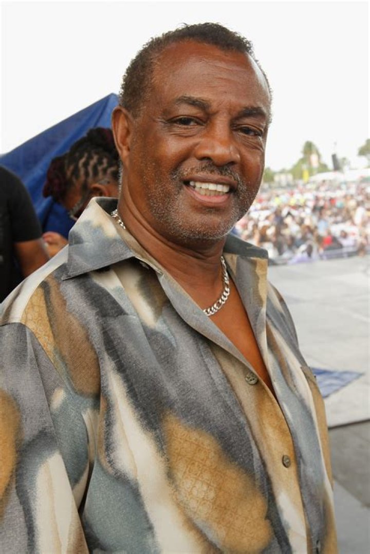 Robert Kool Bell Net Worth | Bio, Family, Address, Career