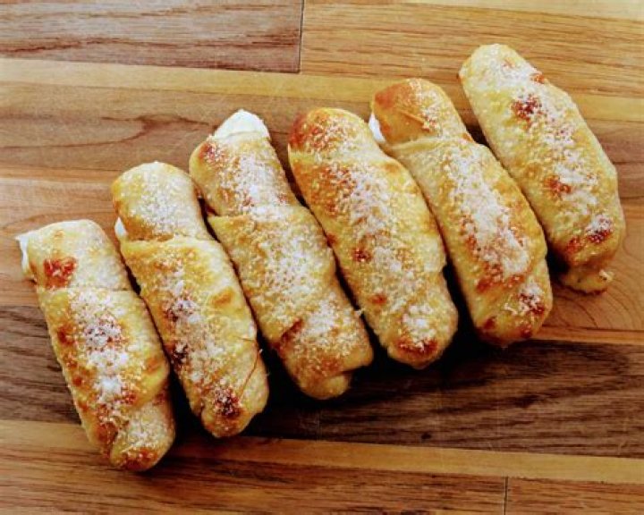 	ROCKIN’ ROLLS	