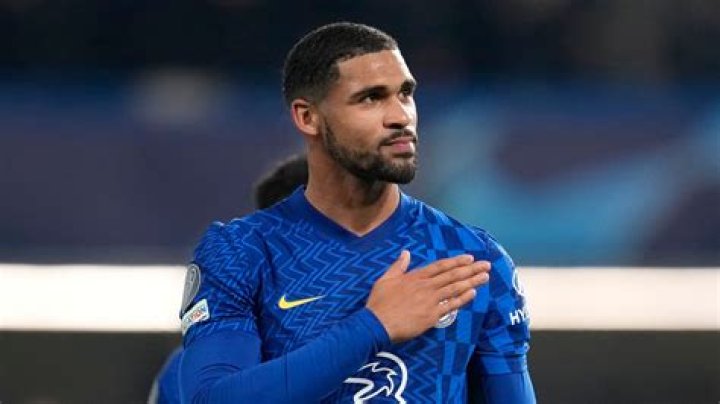 Ruben Loftus-Cheek: Wiki, Bio, Age, Career, Net Worth, Girlfriend, Family