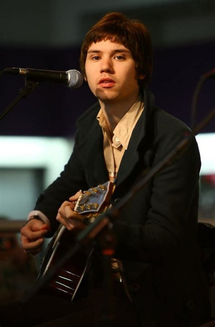 Ryan Ross Biography