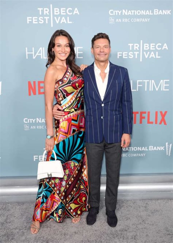 Ryan Seacrest - Bio, Net Worth, Height