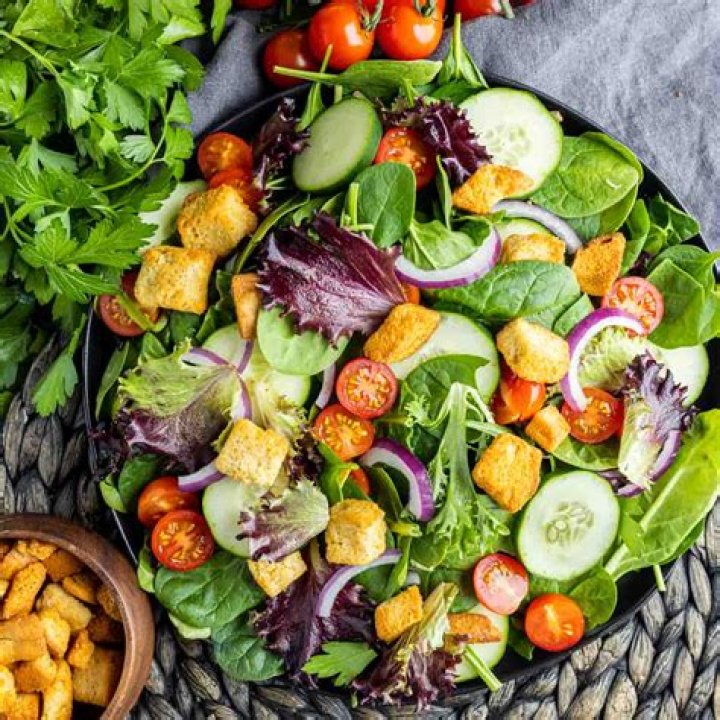 	SALAD MIXES MAY (NOT) USE CHEMICALS	