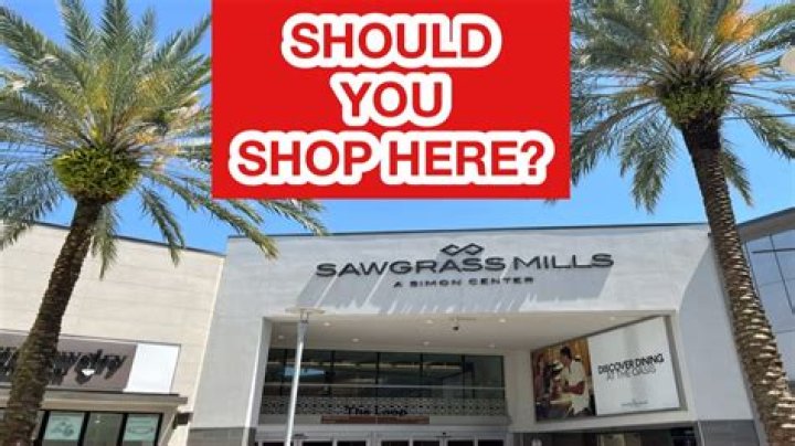 	SAWGRASS MALL TRYING TO LURE NEIMAN OUTLET	