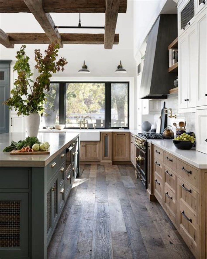 	Second location for Farmhouse Kitchen	