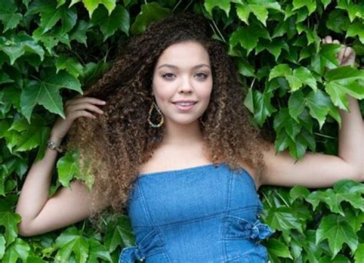 Selah Austria: Wiki, Bio, Age, Boyfriends, Net Worth, Shows, Piper, Family