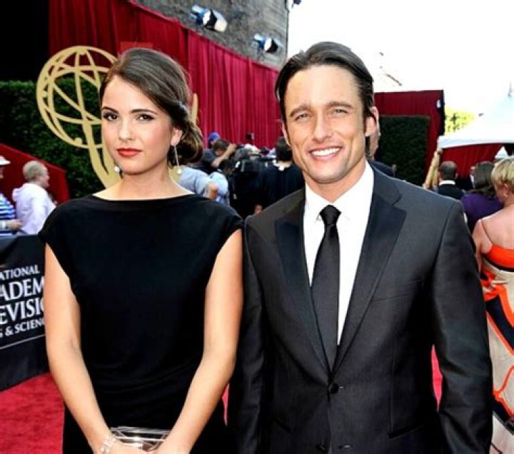 Shelley Hennig's Romantic Journey: A Deep Dive Into Her Relationships